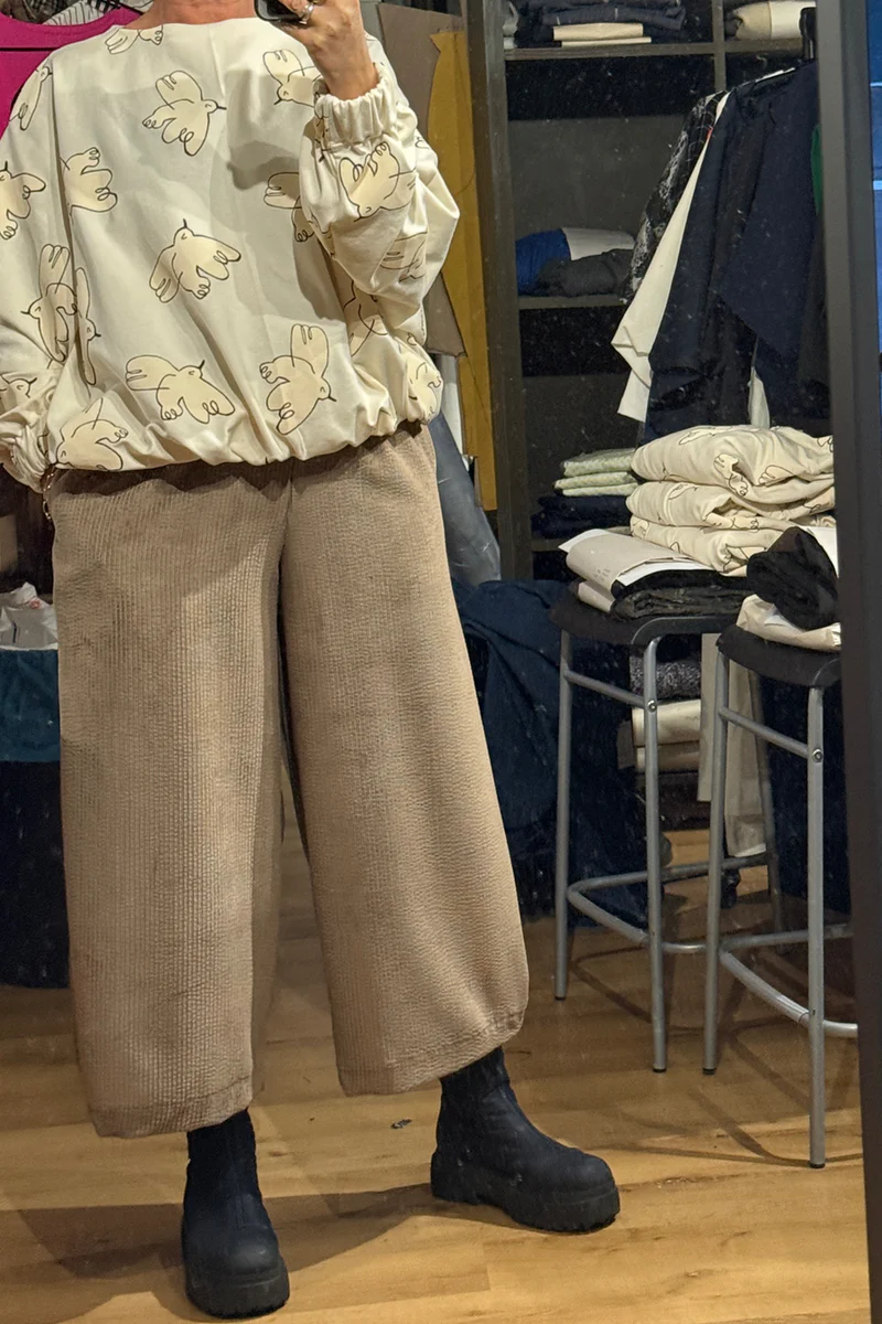 Balloon Beige - Jumbo Cord Rib Trousers - Image 2