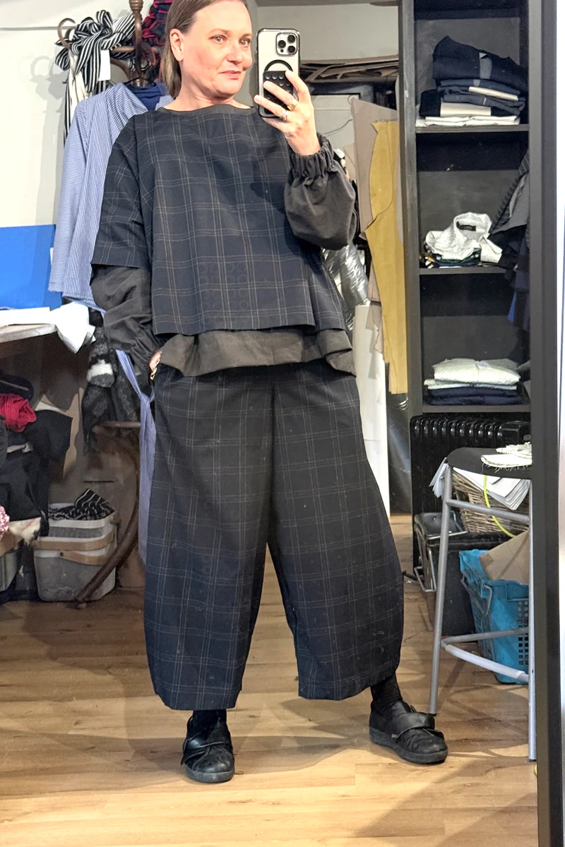 Balloon - Navy  Grey Check Trousers - Image 2