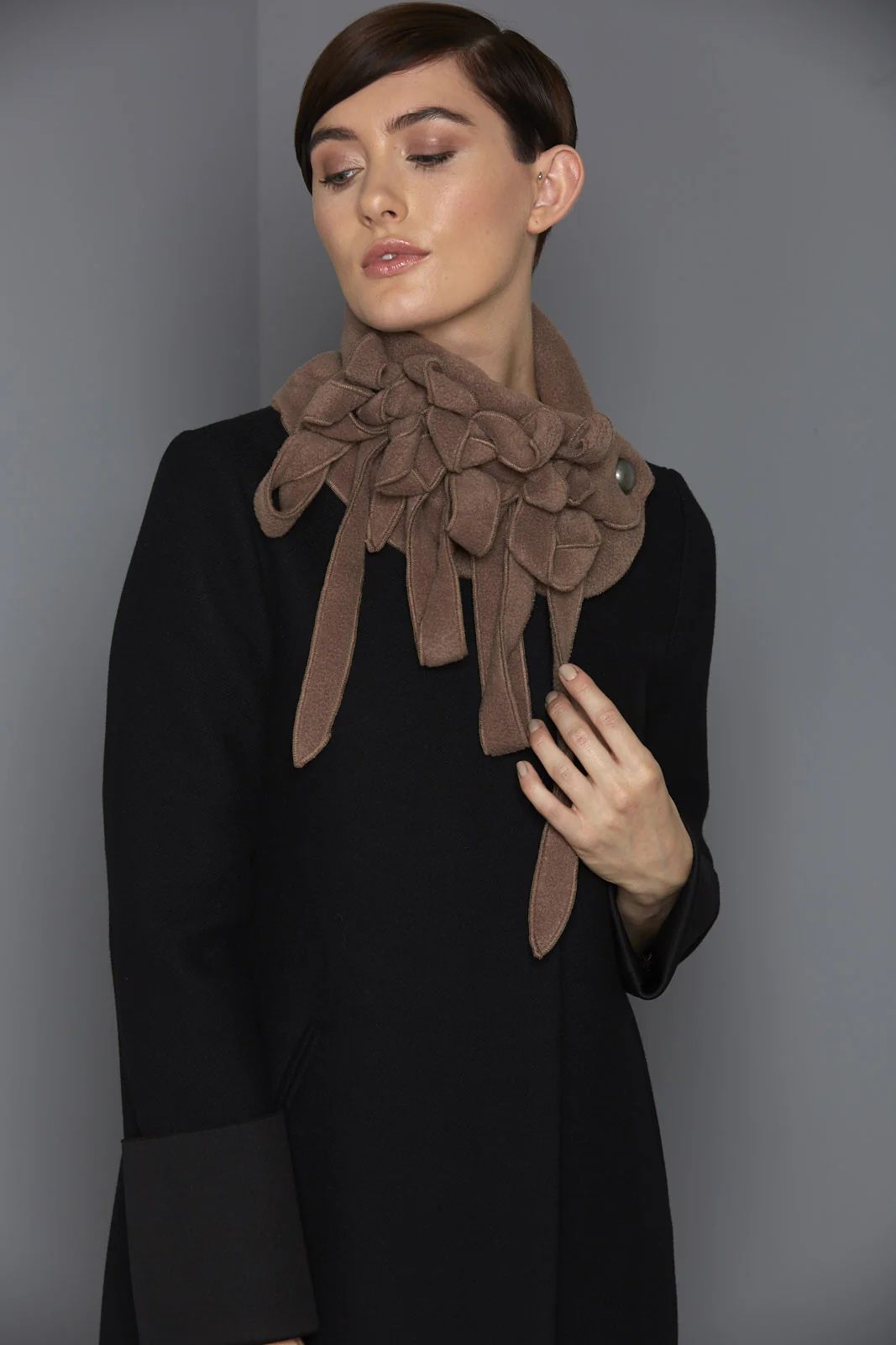 Ellie Tobacco - Image 3